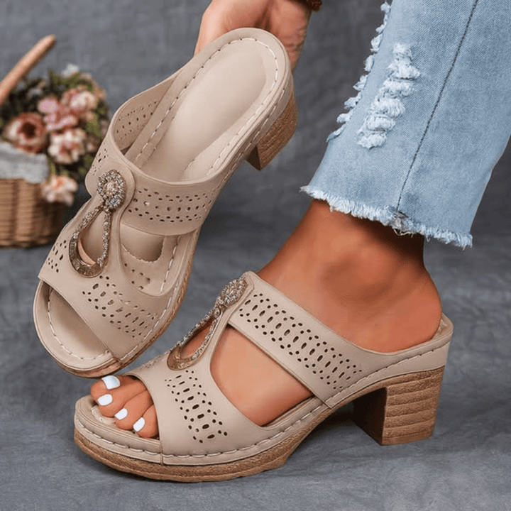 Maison Véline |    Sandales Orthopédiques Violette